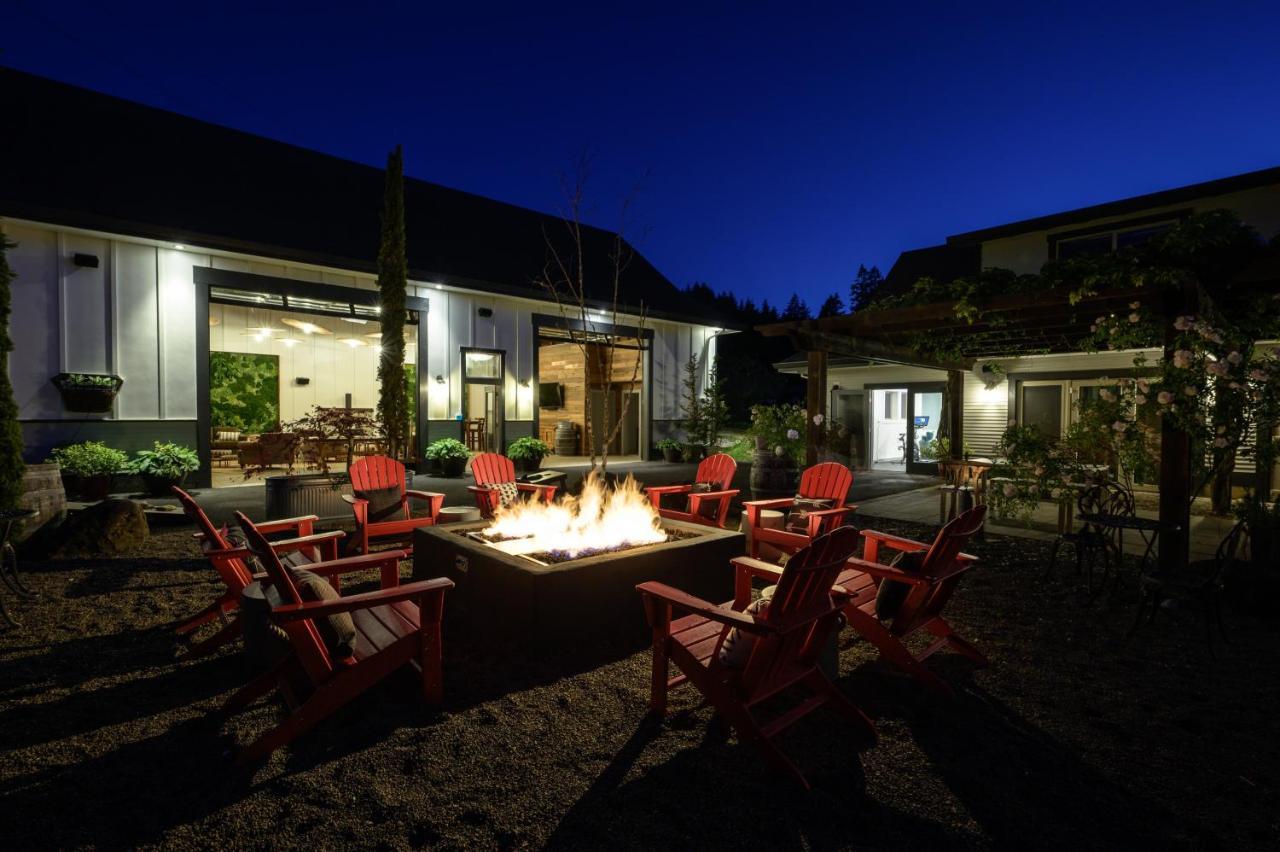 The Setting Inn Willamette Valley Нюбърг Екстериор снимка